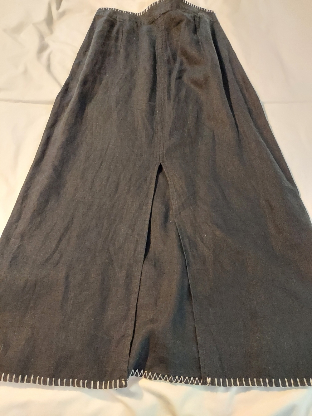 Rachel Zoe Black Linen Maxi Skirt with White Whipstitch Trim - Picture 7 of 8